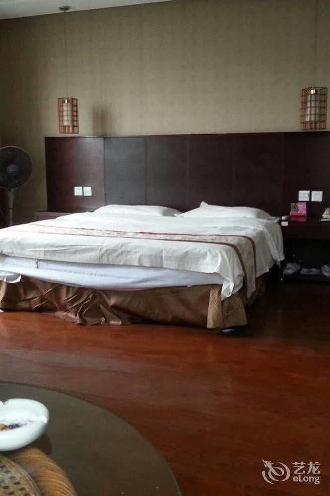 Hotel Super 8 Wenzhou Xingrong Exterior foto